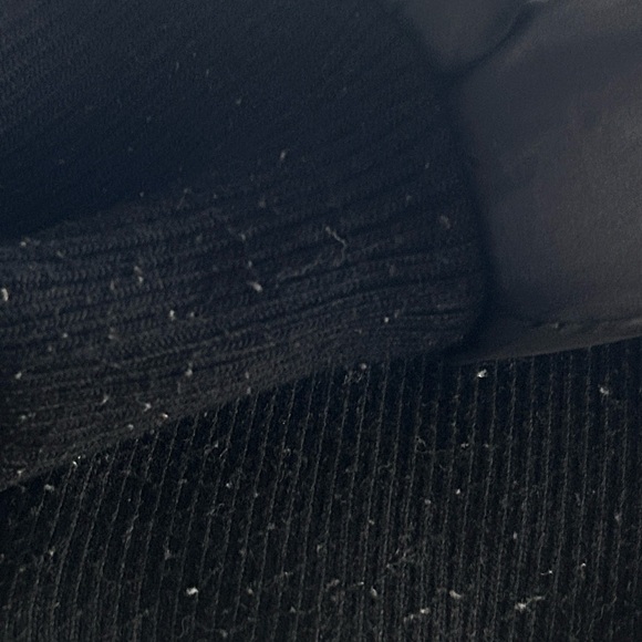 VINTAGE Baby Phat Black Puffer Jacket with Faux Fur Hood - Picture 9 of 9